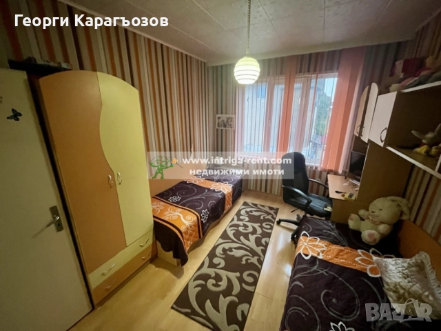 №4011 Многостаен апартамент с гараж, избено помещение и таванска стая в квартал Овчарски, Хасково., снимка 9 - Апартаменти - 51971144