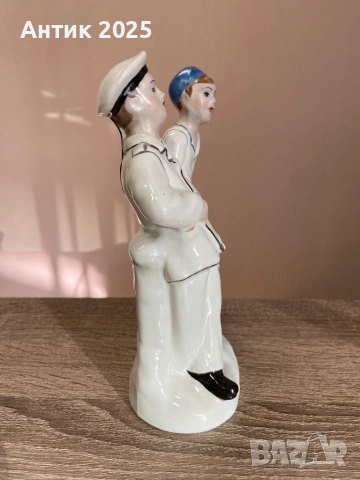 Винтидж порцеланова статуетка „Двама моряци“, СССР, снимка 4 - Антикварни и старинни предмети - 53236365