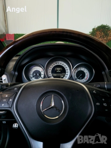 Мерцедес E550 без аналог на пазара , снимка 14 - Автомобили и джипове - 51526974