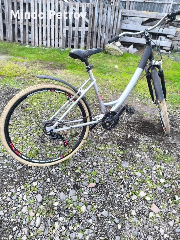 Продавам велосипед 28"