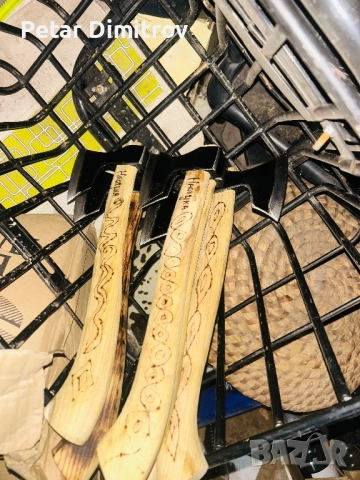 Малки брадви 