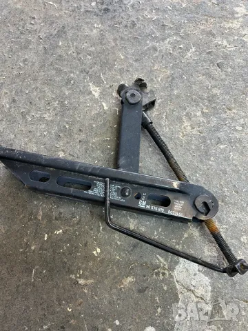 Крик за кола, снимка 2 - Части - 49922918