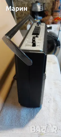 Касетофон Universum, снимка 4 - Радиокасетофони, транзистори - 49516981