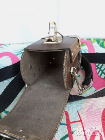 Кожена чанта с метален обков, снимка 8 - Чанти - 51652814