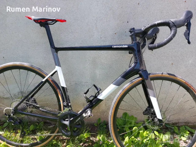 Шосеен велосипед Cannondale SuperSix EVO Carbon Disc 105