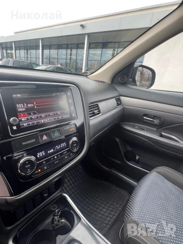 Mitsubishi Outlander V6, снимка 10 - Автомобили и джипове - 51303186