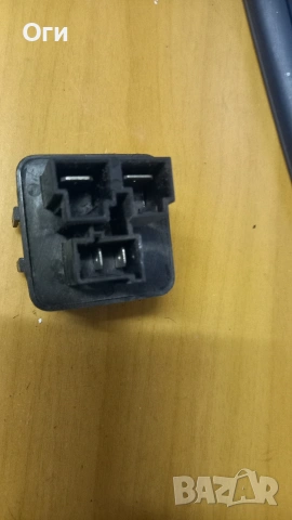 Реле подгревни свещи за Нисан Терано 25230-G2400, снимка 2 - Части - 53337037