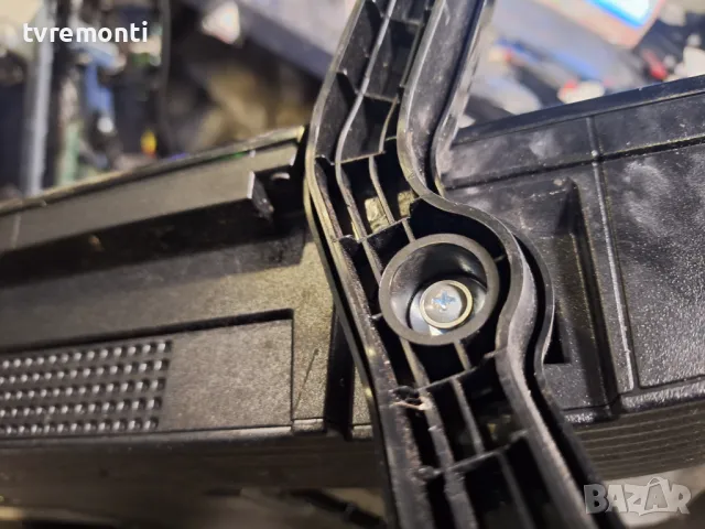 оригинална стойка КРАЧЕТА за телевизор TOSHIBA модел 43LA2063DG, снимка 5 - Стойки, 3D очила, аксесоари - 47296226