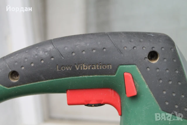 Дърводелски прободен трион/зеге ''Bosch PST 900 PEL'', снимка 5 - Други инструменти - 50496746