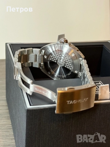 ЧИСТО НОВ Tag Heuer Formula 1 (2025) – WAZ1118, пълен комплект , снимка 8 - Мъжки - 52461119