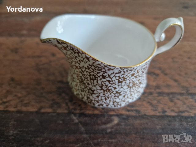 Порцеланова каничка за сметана/мляко, снимка 2 - Колекции - 43143895