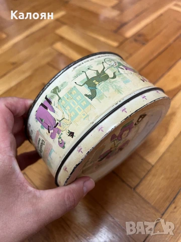 Метална кутия от английски бисквити, снимка 7 - Антикварни и старинни предмети - 50601062