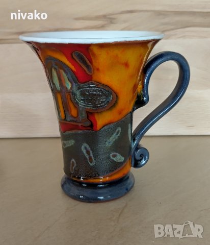 Продавам комплект от 2 ръчно рисувани керамични чаши плюс захарница с капак от Danko Pottery, снимка 8 - Други - 43779262