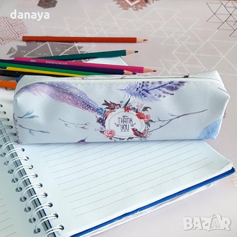 Ученически несесер с нежен принт на пера несесер за моливи, снимка 2 - Други - 26204410