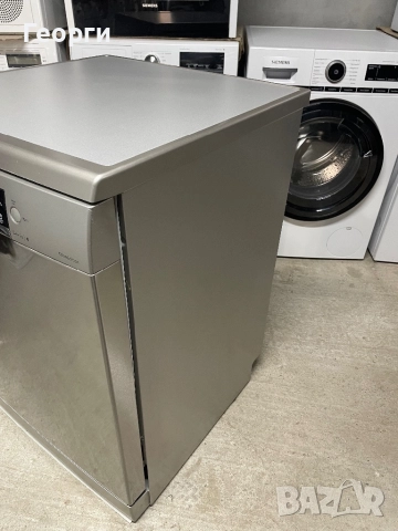 Bosch Serie4 свободностояща съдомиялна , снимка 3 - Съдомиялни - 51632724