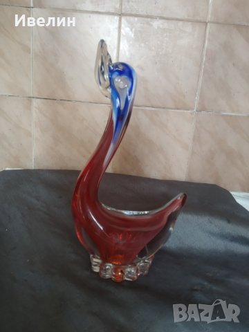 стъклена статуетка мурано-лебед