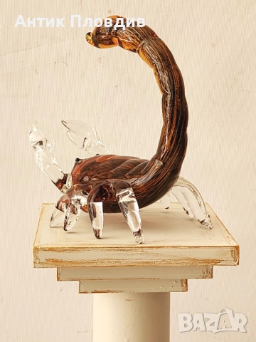 Стъклена фигура скорпион, снимка 3 - Декорация за дома - 51656653