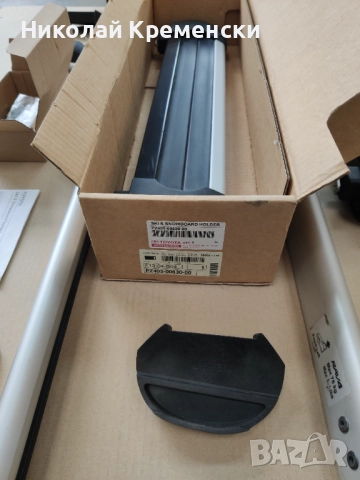 Оригинални напречни греди и ски багажник за Toyota RAV4 HA30, снимка 2 - Аксесоари и консумативи - 51870167