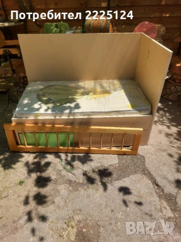 Продавам детско легло с матрак, снимка 4 - Мебели за детската стая - 50700142