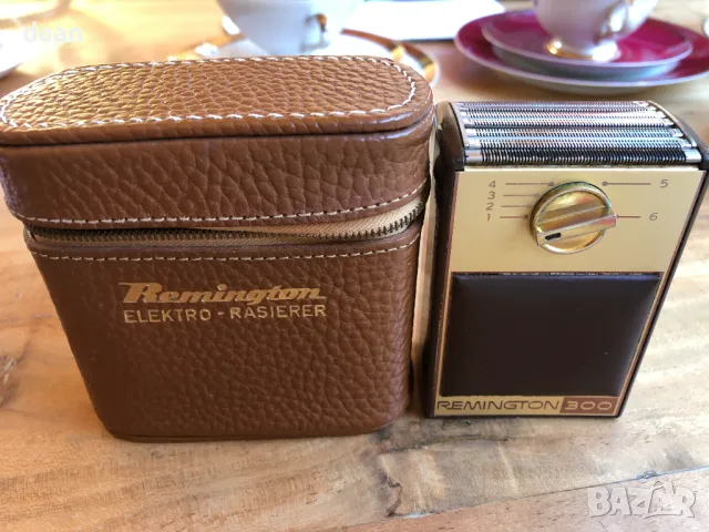 Колекционерска самобръсначка Remington, снимка 7 - Колекции - 49782860