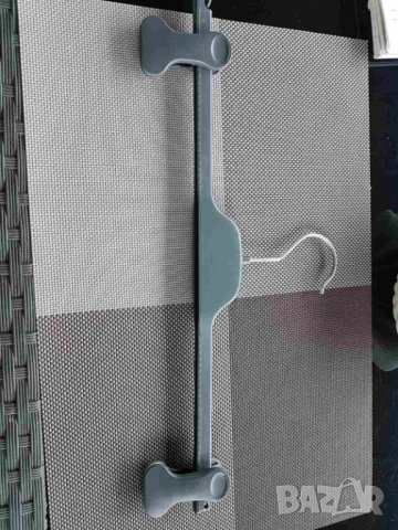 Закачалка за панталони