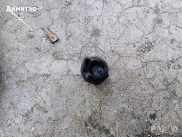 Датчик Масло За Тойота Карина 1.6И 16В 1995г / Toyota Carina 1.6I 16V 1995y, снимка 2 - Части - 51674118