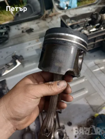 Бутало биела Пежо 807,607 ситроен ц8 ланчия федра 2.2хди код мотор 4HW 10DZ33, снимка 5 - Части - 50197912