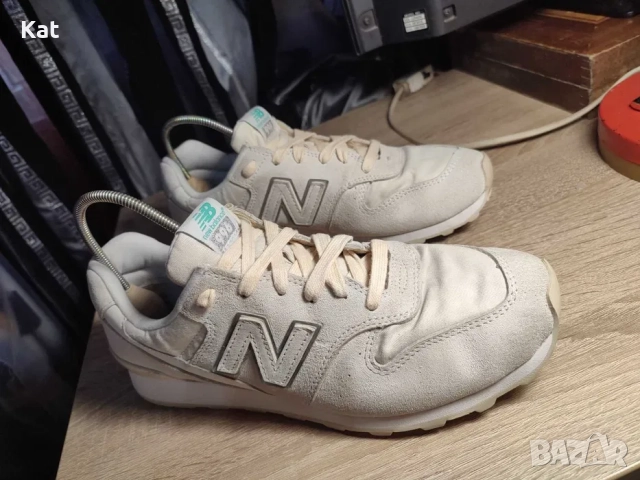 Спортни маратонки New Balance 996, снимка 2 - Маратонки - 51642815