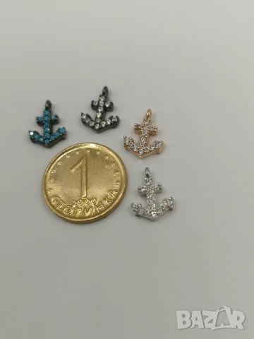 Дамско колие със сребърна висулка с циркони, снимка 12 - Колиета, медальони, синджири - 50645403