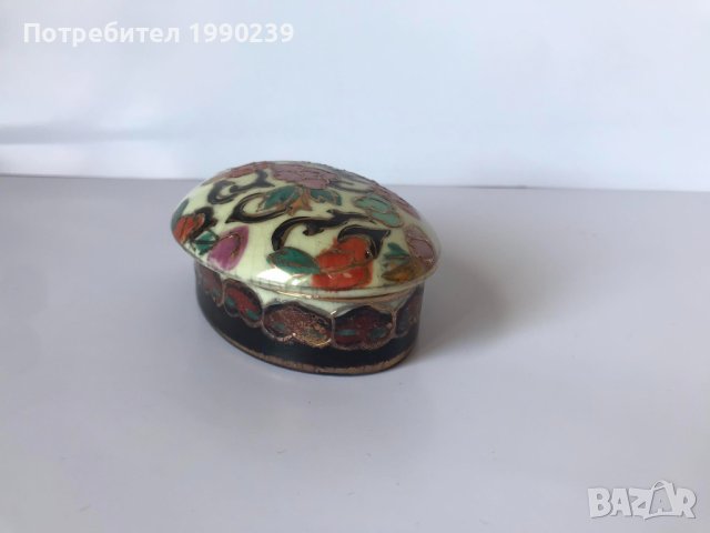 кутия за бижута - порцеланова, снимка 2 - Антикварни и старинни предмети - 43265202