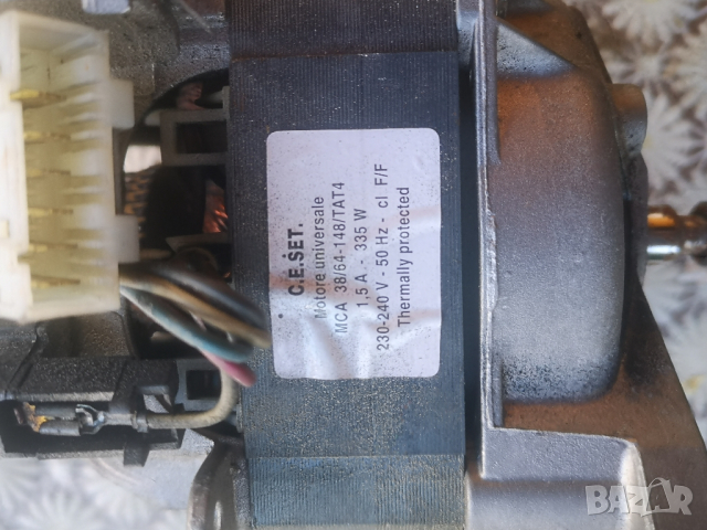 мотор люк части за перялна whirlpool Fl 5085, снимка 3 - Перални - 44932796