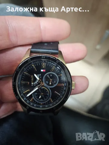 часовник TomyHilfiger