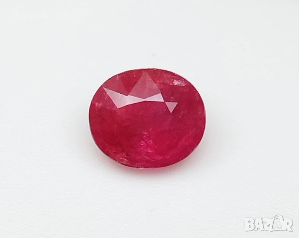 Очарователен ненагряван рубин в прелестно червен цвят 1.36кт.! Сертифициран! Нов!, снимка 9 - Други - 50761716