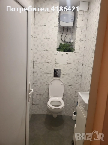 Продавам просторен 2 стаен апартамент в центъра, снимка 4 - Апартаменти - 51648503