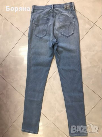 Оригинални дамски дънки на известни марки , снимка 5 - Дънки - 27940501