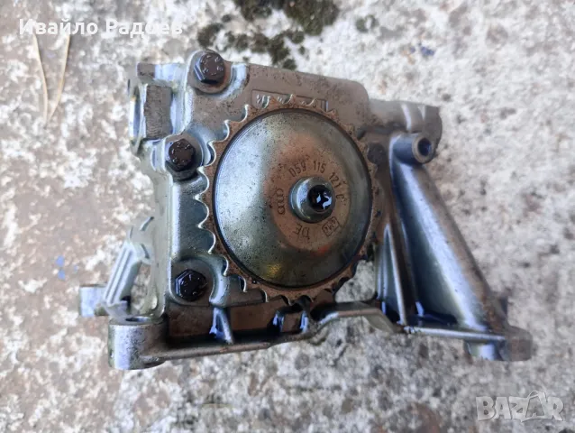 Маслена помпа Audi A4 B6 2.5 TDI