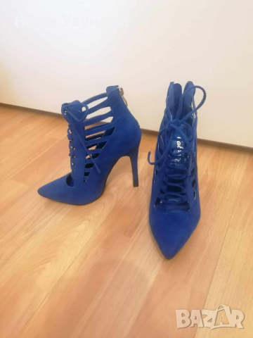 Уникални сини обувки с високи токчета с връзки и червена подметка - 37 размер, снимка 6 - Дамски обувки на ток - 44884995