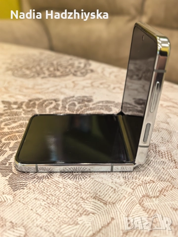 Samsung Z flip 5, снимка 8 - Samsung - 52554356