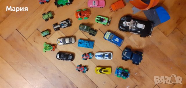 Колички и писта Hot wheels, снимка 5 - Коли, камиони, мотори, писти - 38889893