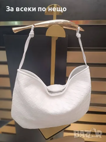 Bottega Veneta Дамска Чанта - Налични Различни Цветове Код D1699, снимка 2 - Чанти - 48823385