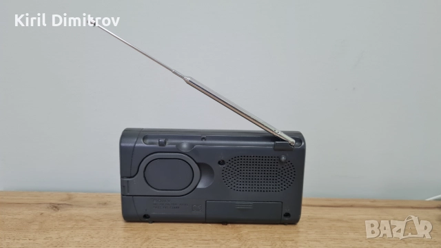 FM/AM радио Sony icf-303, снимка 2 - Радиокасетофони, транзистори - 52867369