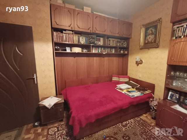 Спалня/легло с гръб и надстройка 