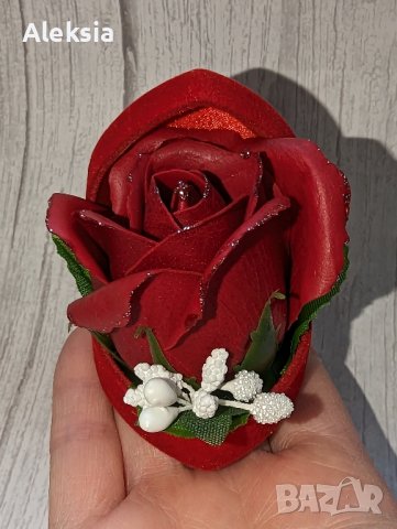 Промо бюджетен подарък с вечни рози 14 февруари 8 март свети Валентин роза букет цвете сапунени, снимка 9 - Ръчно изработени сувенири - 39316129