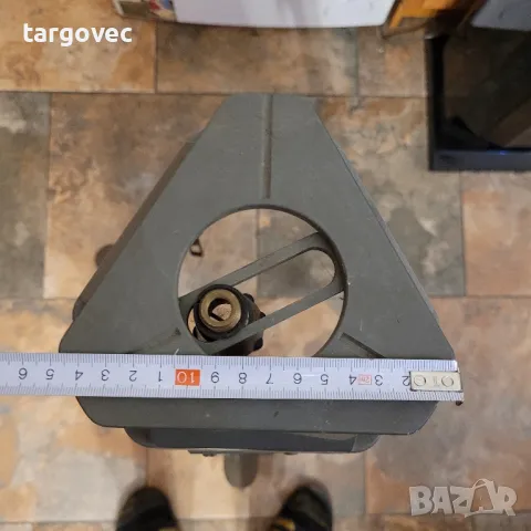 тринога за теодолит масивна карал цайс, снимка 4 - Други инструменти - 48544220