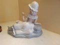 Порцеланова статуетка , снимка 2