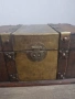 Стара дървена кутия с бронзов обков, снимка 2