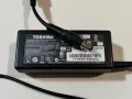 Оригинално зарядно TOSHIBA 19V / 3.42A / 65W, снимка 1