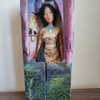 Оригинална кукла Покахонтас - Дисни Стор Disney Store , снимка 2 - Кукли - 25189572