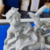 Порцеланова статуетка бисквитен порцелан, снимка 2 - Антикварни и старинни предмети - 43864326