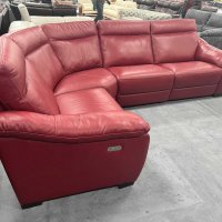 Червен кожен ъглов диван с електрически релаксиращ механизъм, снимка 3 - Дивани и мека мебел - 39712113